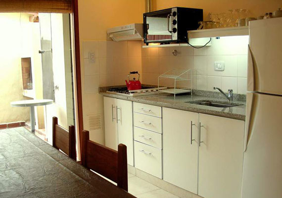 Amplios y confortables departamentos de 3 ambientes en dos plantas, totalmente equipados.